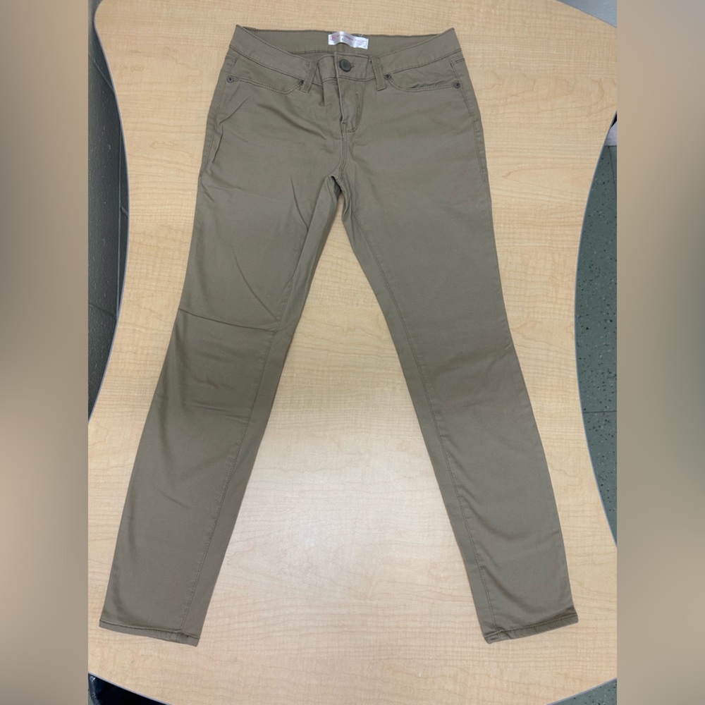No Boundaries Women's Tan Chinos